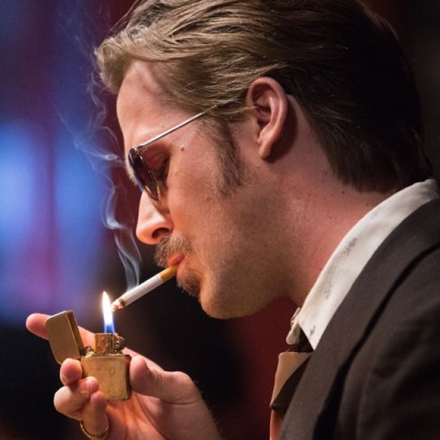 Ryan Gosling este detectivul stângaci din „Super băieţi“