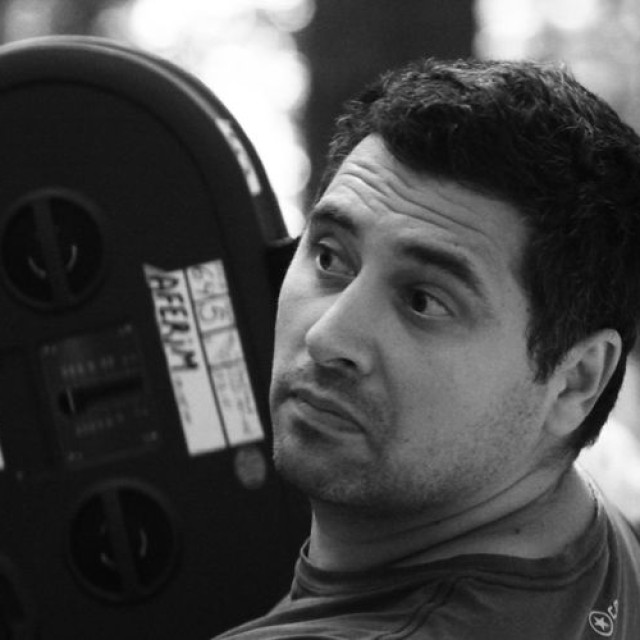 Radu Jude pregătește un documentar dedicat colecției Costică Acsinte