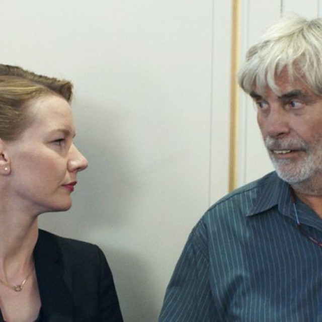 „Toni Erdmann“, premiat la Cannes, vine pe 21 octombrie în cinematografele de la noi