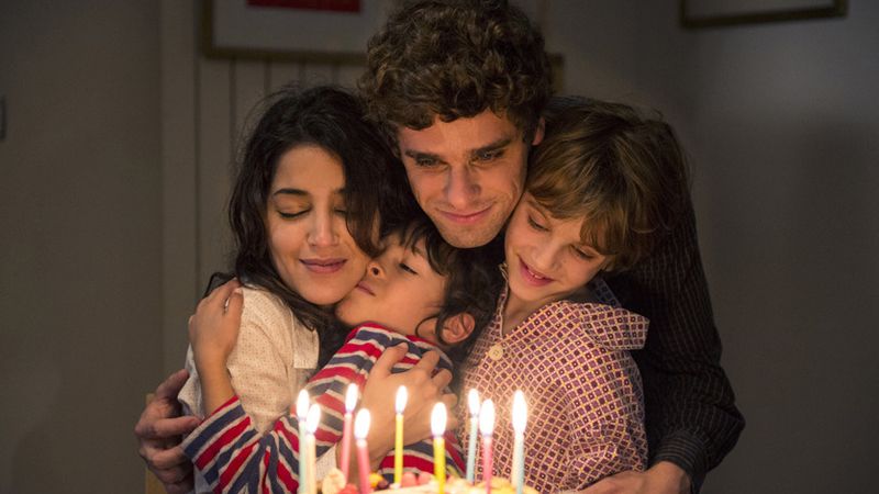 Leïla Bekhti (Juliette) şi Nicolas Duvauchelle (Manu) în „Maintenant ou jamais“