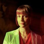 Julie Ann Emery (Lara Featherstone)