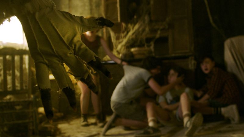 „IT“, filmul horror regizat de Andy Muschietti, după romanul omonim al lui Stephen King, intră în cinematografe pe 8 septembrie.